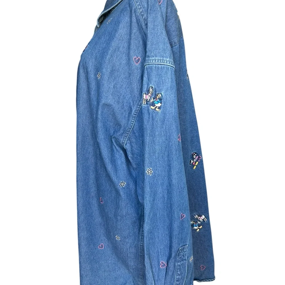 Disney Mickey Minnie Donald Daisy Embroidered XXL Heart Valentines Button-Up Top - Picture 5 of 11